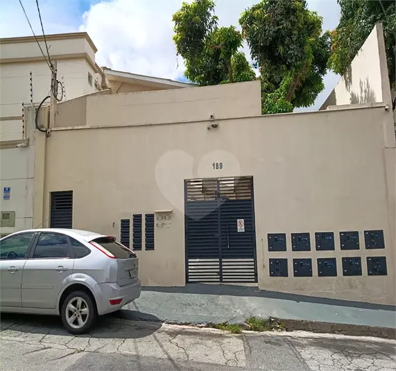 Condomínio com 1 quarto para alugar em Chora Menino – SP