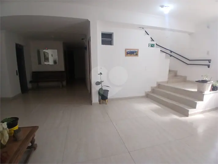 Kitnet com 1 quarto à venda ou para alugar em Vila Romana – SP