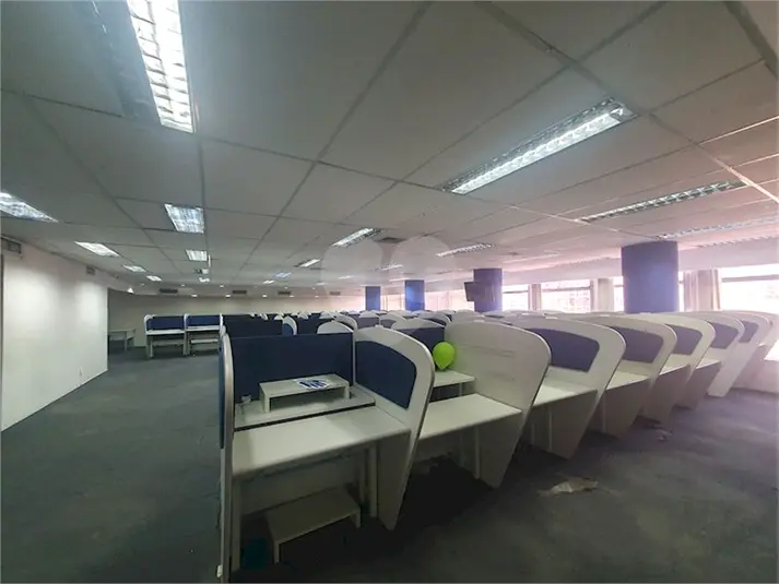 Lajes Corporativas à venda ou para alugar em Centro – SP
