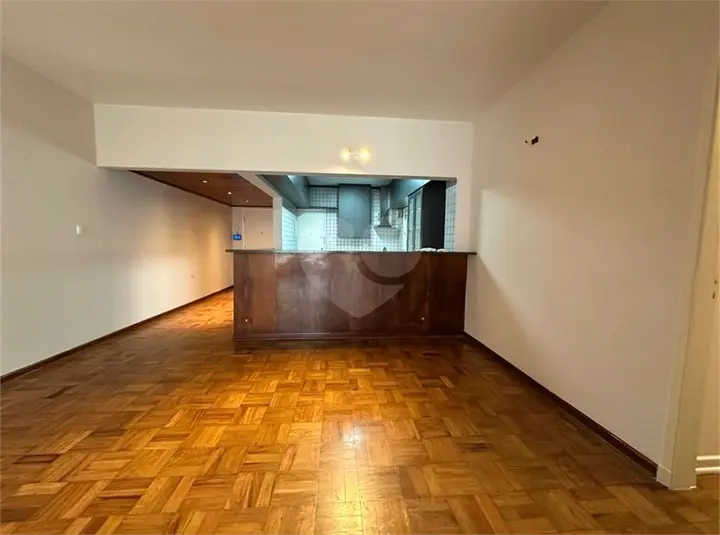 Apartamento com 3 quartos para alugar em Jardim América – SP