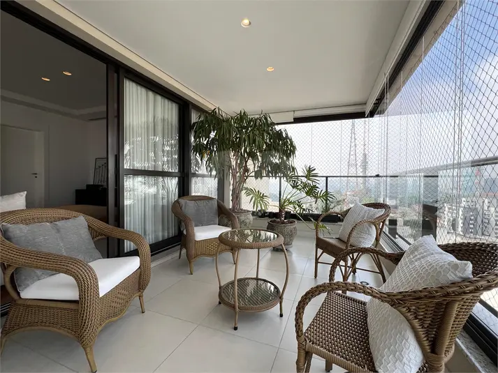 Apartamento com 4 quartos à venda em Perdizes – SP