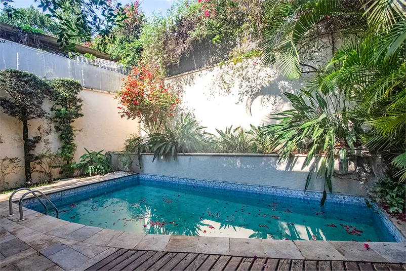 Casa com 4 quartos à venda em Vila Madalena – SP