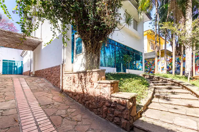Sobrado à venda em Sumaré – SP