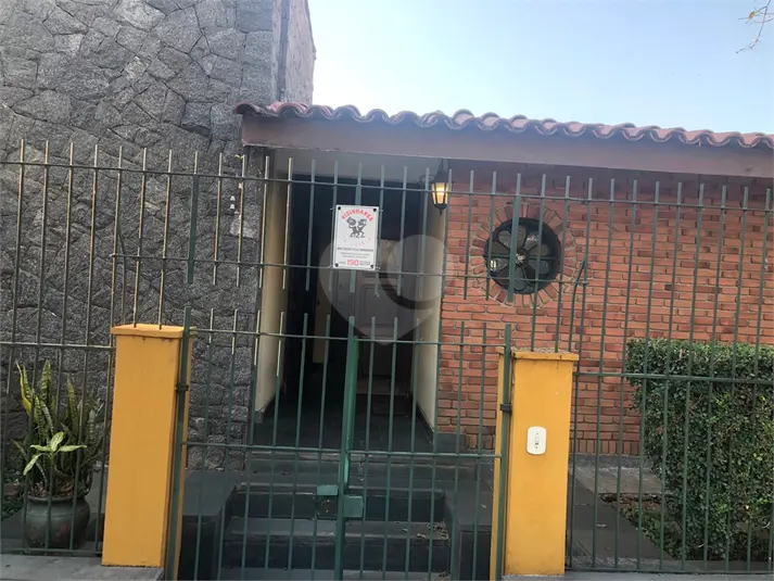 Casa térrea com 4 quartos à venda ou para alugar em Tremembé – SP