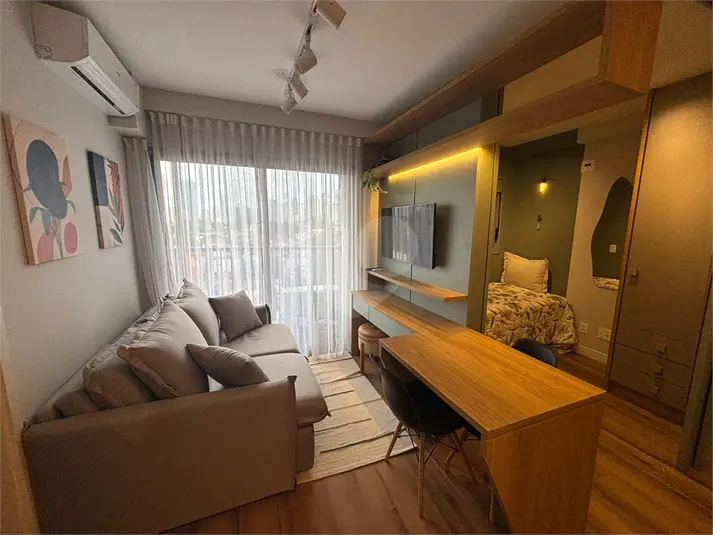 Apartamento com 2 quartos para alugar em Brooklin – SP