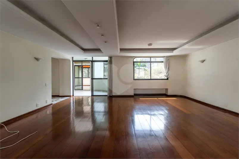 Apartamento com 4 quartos à venda em Jardim Paulista – SP