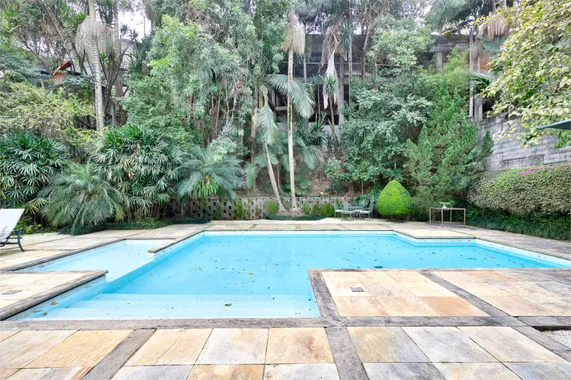 Casa com 5 quartos à venda em Morumbi – SP