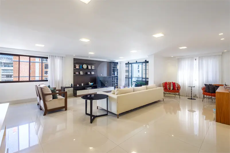 Apartamento com 4 quartos à venda em Jardim América – SP