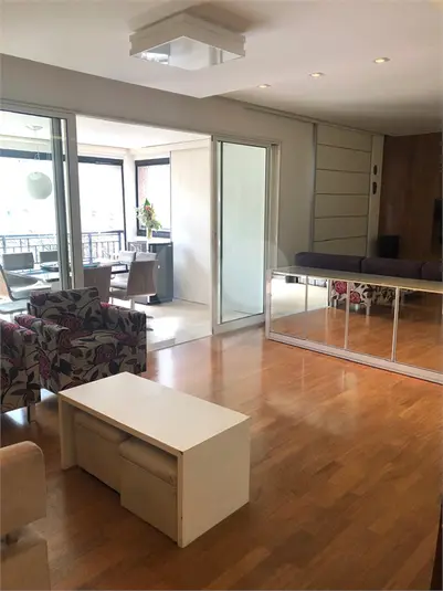 Apartamento com 3 quartos à venda em Vila Mariana – SP