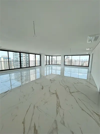 Apartamento com 4 quartos à venda em Moema – SP