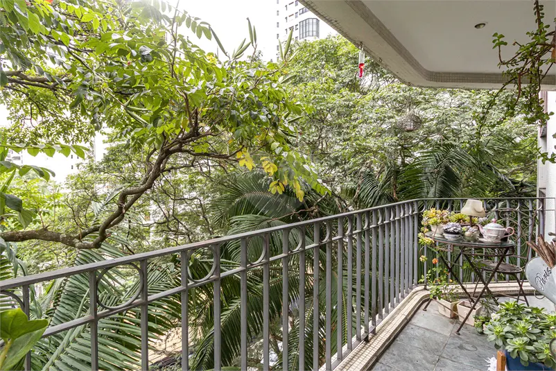Apartamento com 3 quartos à venda em Vila Nova Conceição – SP