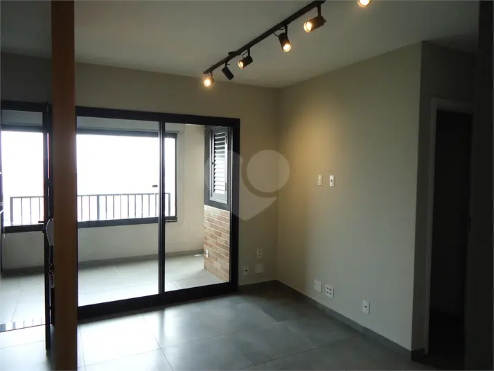Apartamento com 2 quartos para alugar em Brás – SP