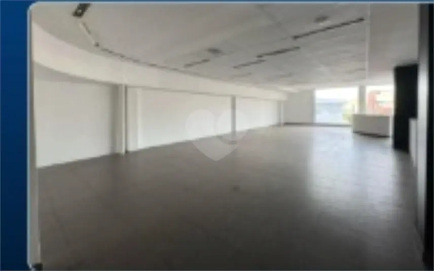 Prédio inteiro para alugar em Centro – SP