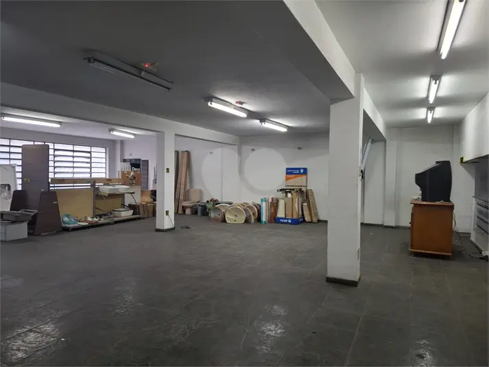 Prédio inteiro à venda em Cambuci – SP