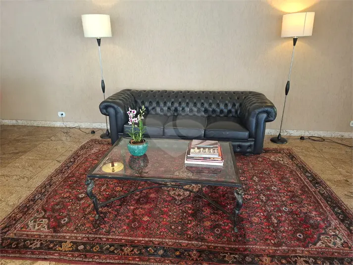 Apartamento com 4 quartos para alugar em Higienópolis – SP