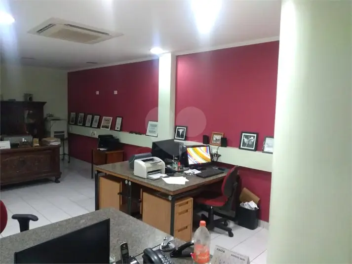 Salão Comercial à venda ou para alugar em Alto de Pinheiros – SP