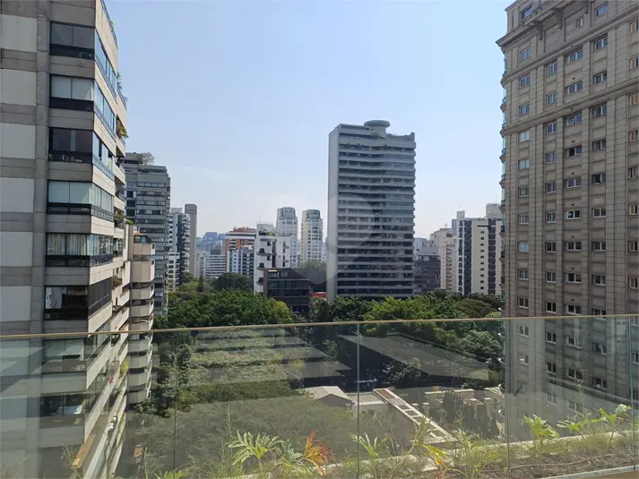 Apartamento com 3 quartos à venda em Vila Nova Conceição – SP