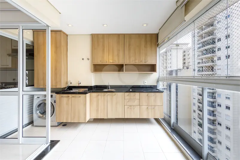 Apartamento com 2 quartos à venda ou para alugar em Pinheiros – SP