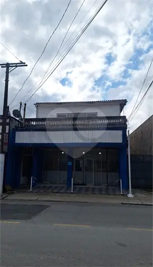 Prédio inteiro à venda em Penha – SP
