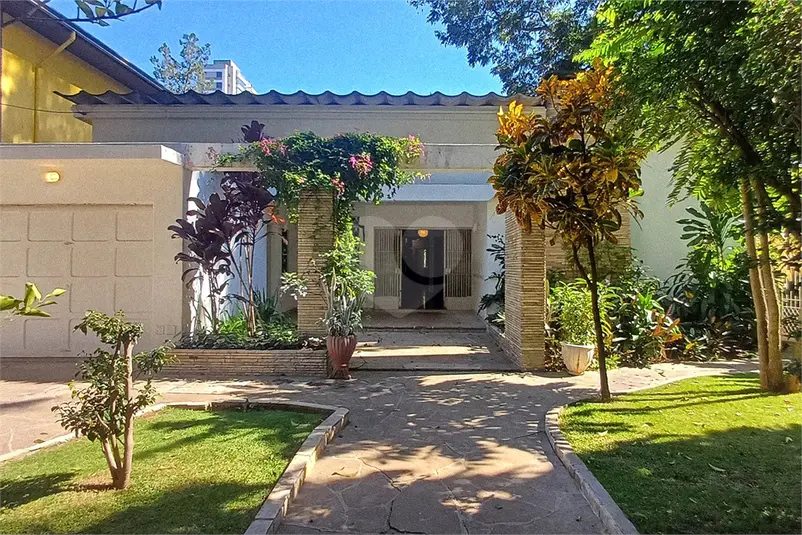 Sobrado com 3 quartos à venda em Brooklin Velho – SP