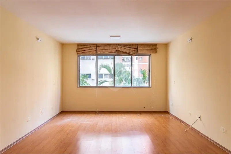 Apartamento com 3 quartos à venda ou para alugar em Itaim Bibi – SP