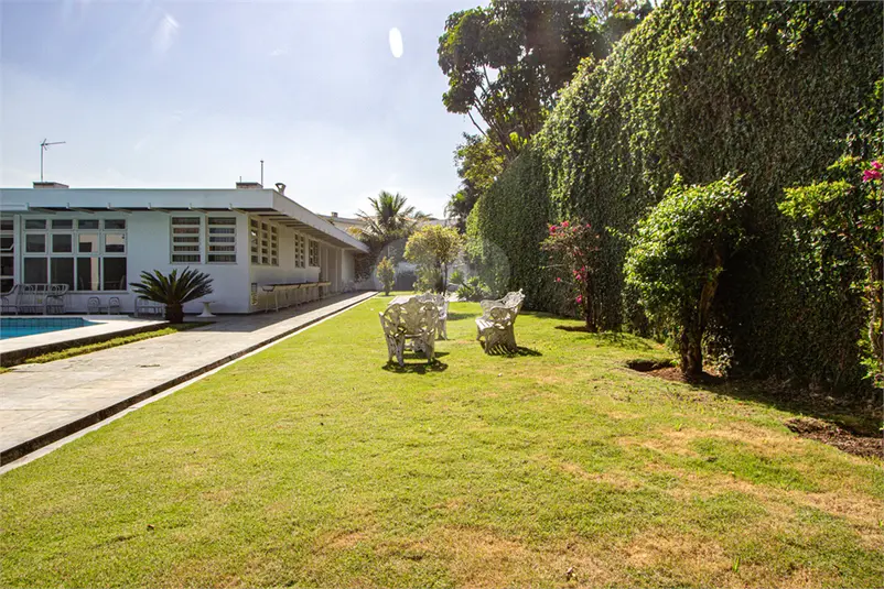 Casa com 4 quartos à venda em Alto da Lapa – SP
