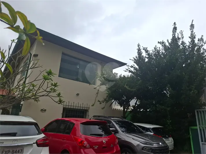Sobrado com 3 quartos à venda ou para alugar em Pinheiros – SP