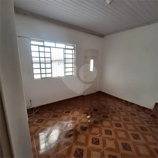Casa térrea com 2 quartos para alugar em Vila Carrão – SP