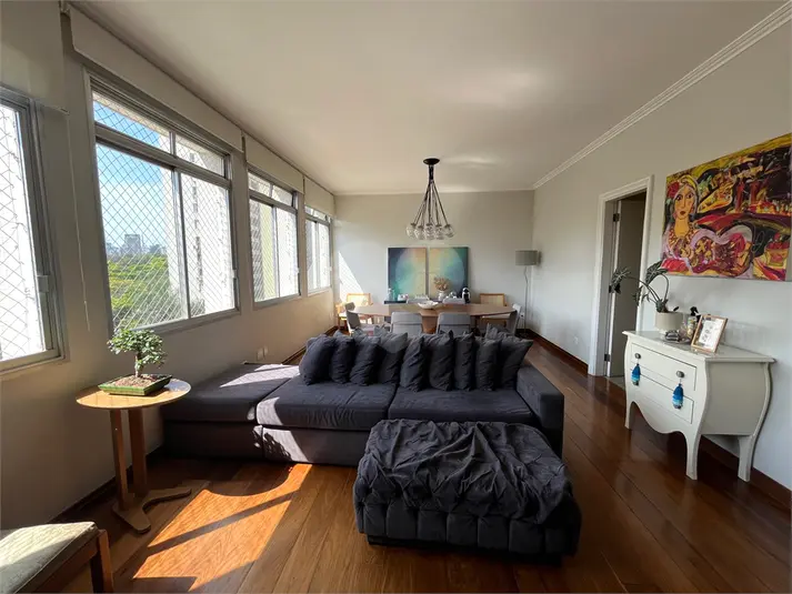 Apartamento com 3 quartos à venda em Itaim Bibi – SP