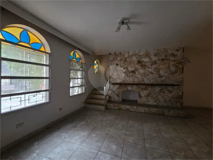 Sobrado com 3 quartos à venda ou para alugar em Vila Mariana – SP