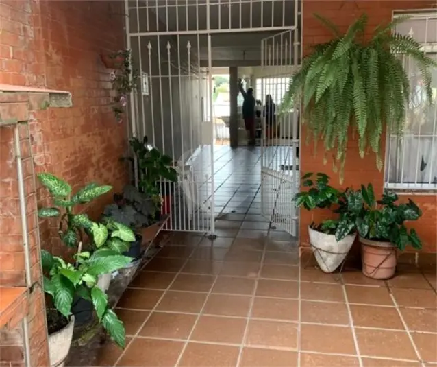 Casa com 3 quartos à venda em Ayrosa – SP