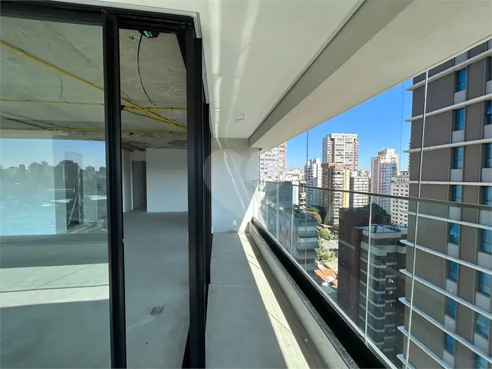 Apartamento com 4 quartos à venda em Moema – SP