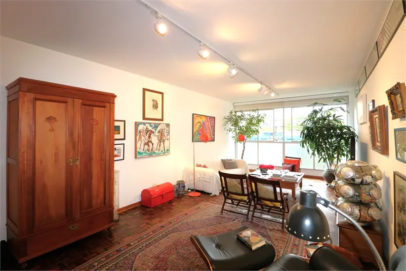 Apartamento com 3 quartos à venda em Moema – SP