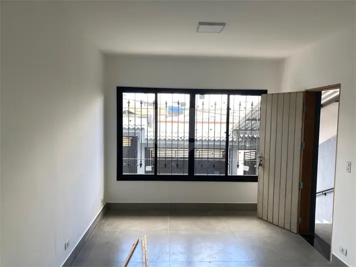 Sobrado com 3 quartos à venda ou para alugar em Cupecê – SP