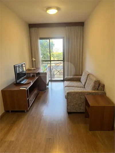 Flat com 1 quarto à venda ou para alugar em Santa Paula – SP