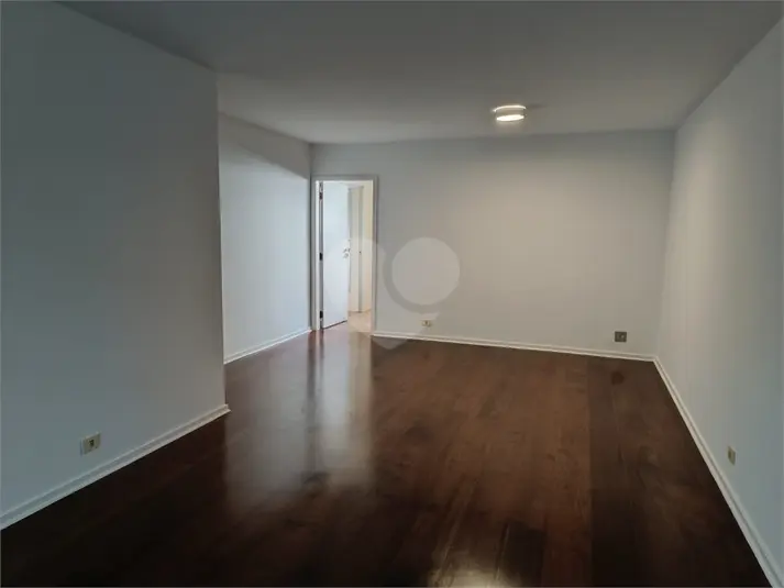 Apartamento com 3 quartos à venda em Moema – SP