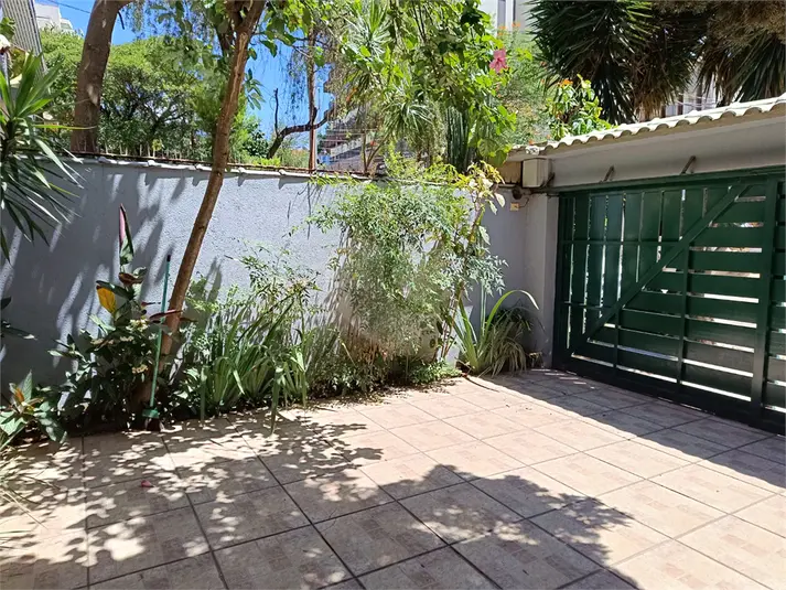 Casa com 3 quartos para alugar em Pinheiros – SP