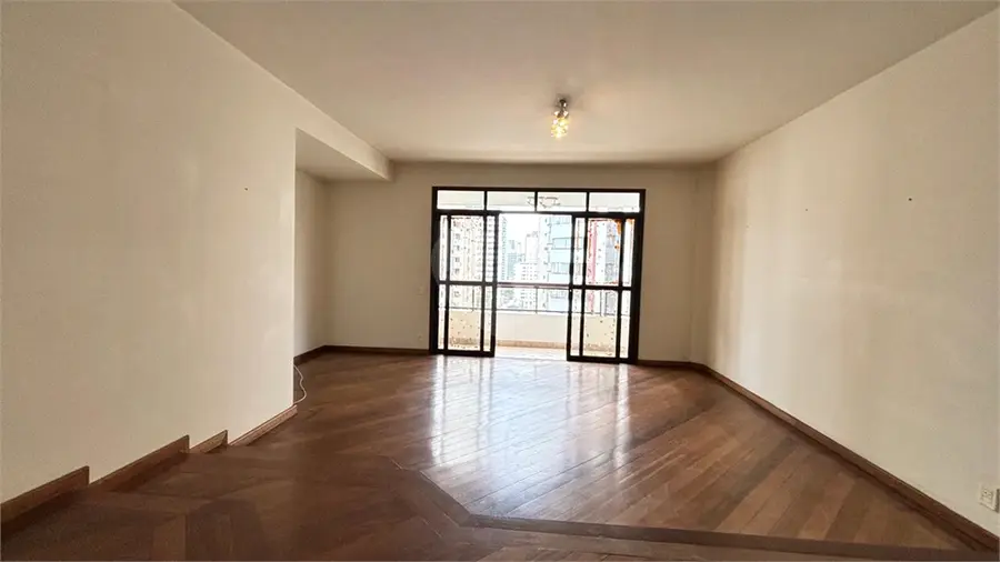 Apartamento com 2 quartos à venda em Moema – SP