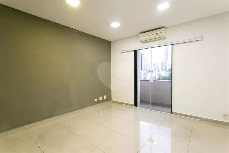 Salas com 2 quartos à venda em Tatuapé – SP