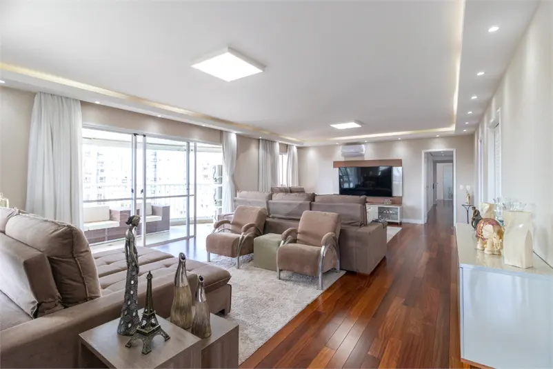 Apartamento com 4 quartos à venda em Vila Sofia – SP