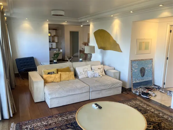 Apartamento com 3 quartos à venda em Moema – SP