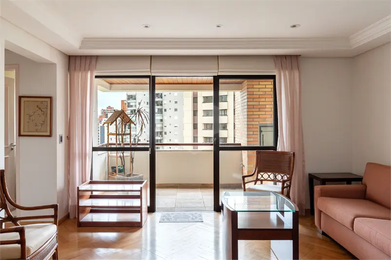 Apartamento com 3 quartos à venda ou para alugar em Chácara Klabin – SP
