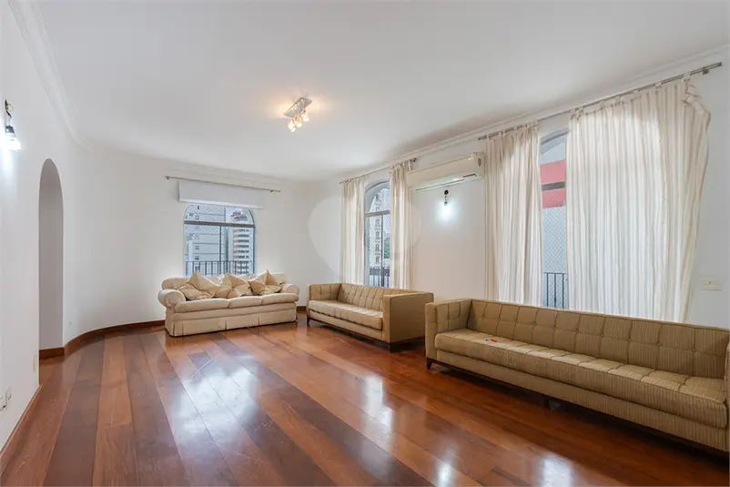 Apartamento com 3 quartos à venda ou para alugar em Jardim América – SP