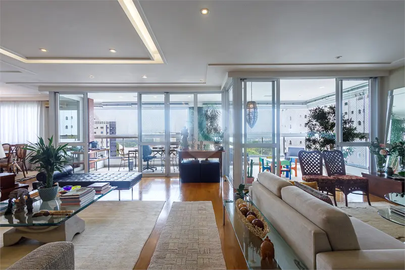 Apartamento com 4 quartos à venda em Alto de Pinheiros – SP