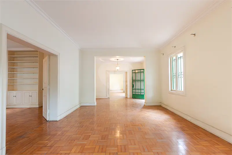 Casa com 5 quartos à venda em Pacaembú – SP