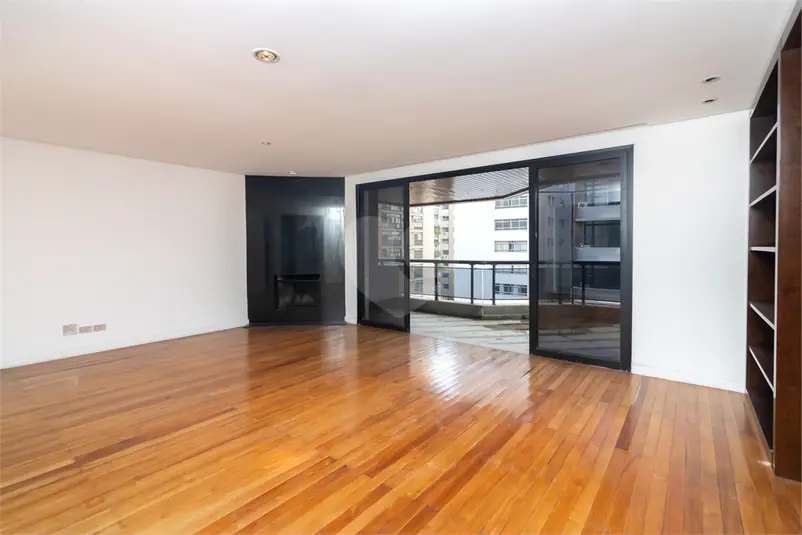 Apartamento com 4 quartos à venda em Bela Vista – SP
