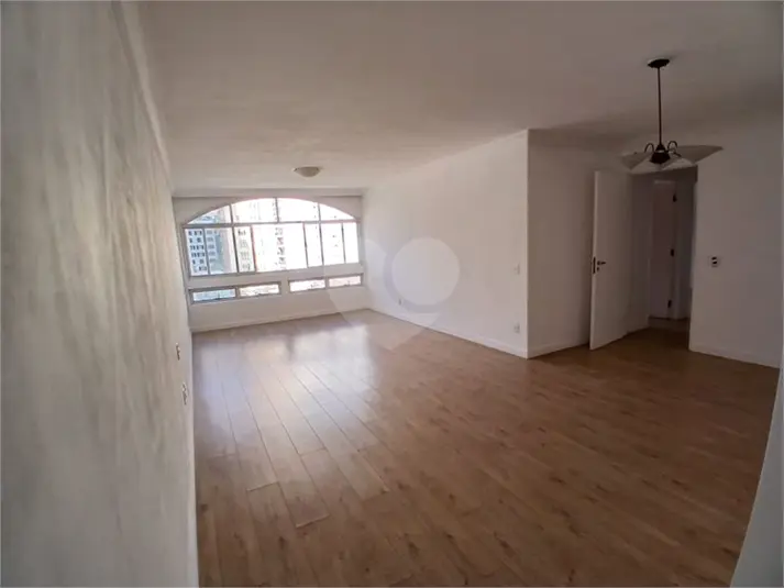 Apartamento com 3 quartos para alugar em Jardim Europa – SP