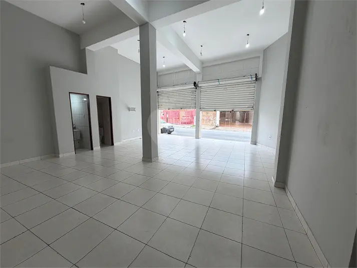 Salão Comercial para alugar em Vila Mangalot – SP