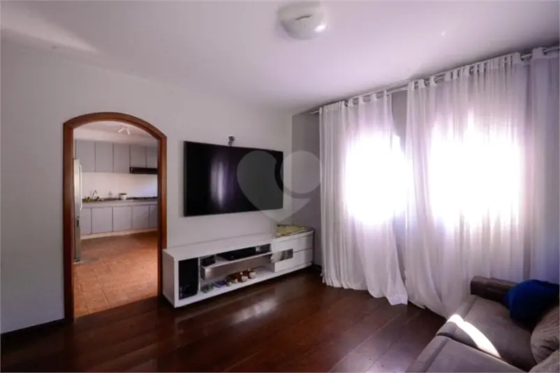 Casa com 4 quartos para alugar em Saúde – SP