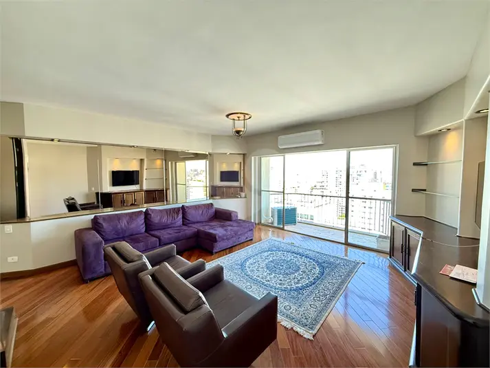 Apartamento com 4 quartos à venda em Moema – SP
